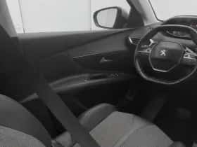 Peugeot 3008 (2020) thumbnail 11