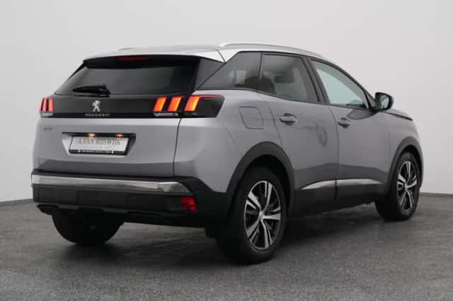 Peugeot 3008 (2020) thumbnail 6