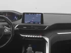 Peugeot 3008 (2020) thumbnail 8