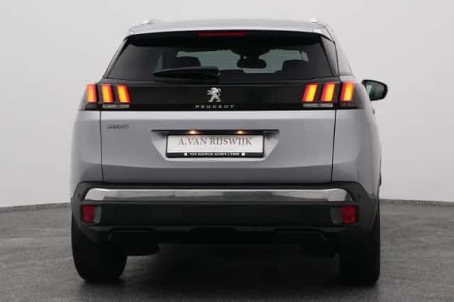Peugeot 3008 (2020) thumbnail 10
