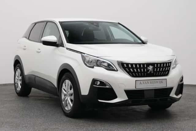 Peugeot 3008 (2020) thumbnail 2