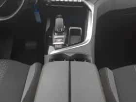 Peugeot 3008 (2020) thumbnail 12