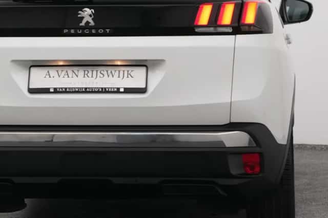 Peugeot 3008 (2020) thumbnail 20