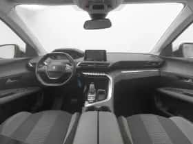 Peugeot 3008 (2020) thumbnail 3