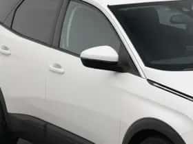 Peugeot 3008 (2020) thumbnail 23
