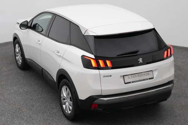 Peugeot 3008 (2020) thumbnail 25
