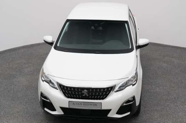 Peugeot 3008 (2020) thumbnail 26