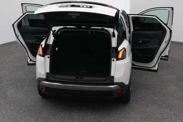 Peugeot 3008 (2020) thumbnail 29