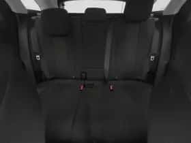 Peugeot 3008 (2020) thumbnail 4