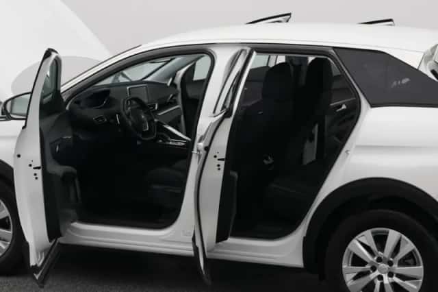 Peugeot 3008 (2020) thumbnail 33