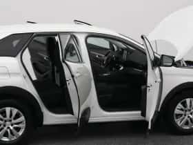 Peugeot 3008 (2020) thumbnail 34
