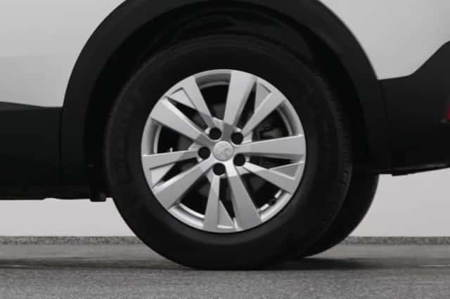 Peugeot 3008 (2020) thumbnail 40