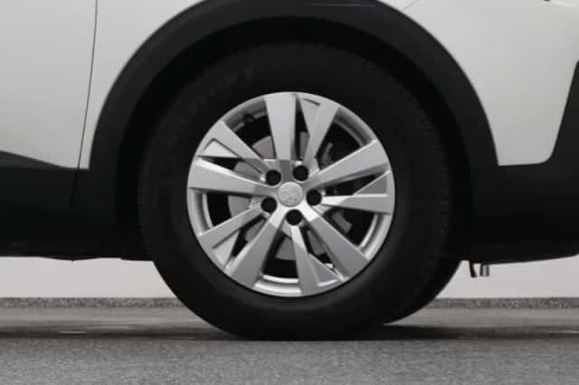 Peugeot 3008 (2020) thumbnail 42