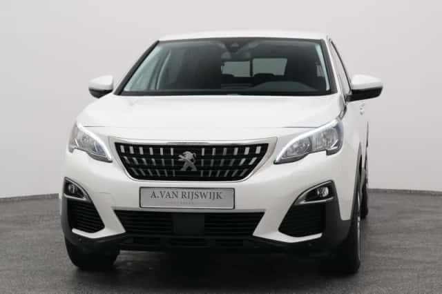 Peugeot 3008 (2020) thumbnail 9