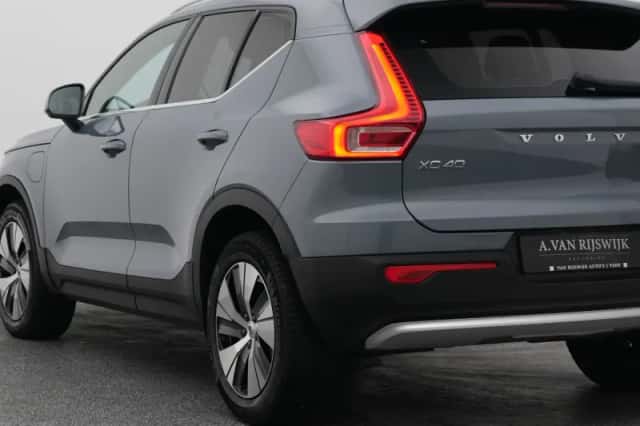 Volvo XC40 (2023) thumbnail 18