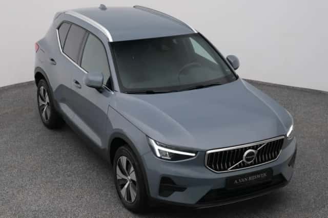 Volvo XC40 (2023) thumbnail 24