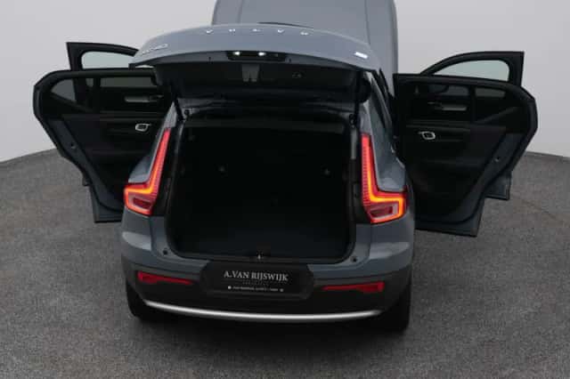 Volvo XC40 (2023) thumbnail 29