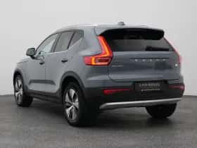 Volvo XC40 (2023) thumbnail 5