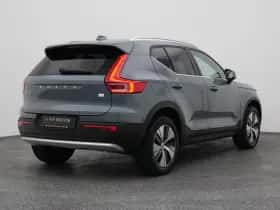 Volvo XC40 (2023) thumbnail 6