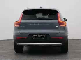 Volvo XC40 (2023) thumbnail 10