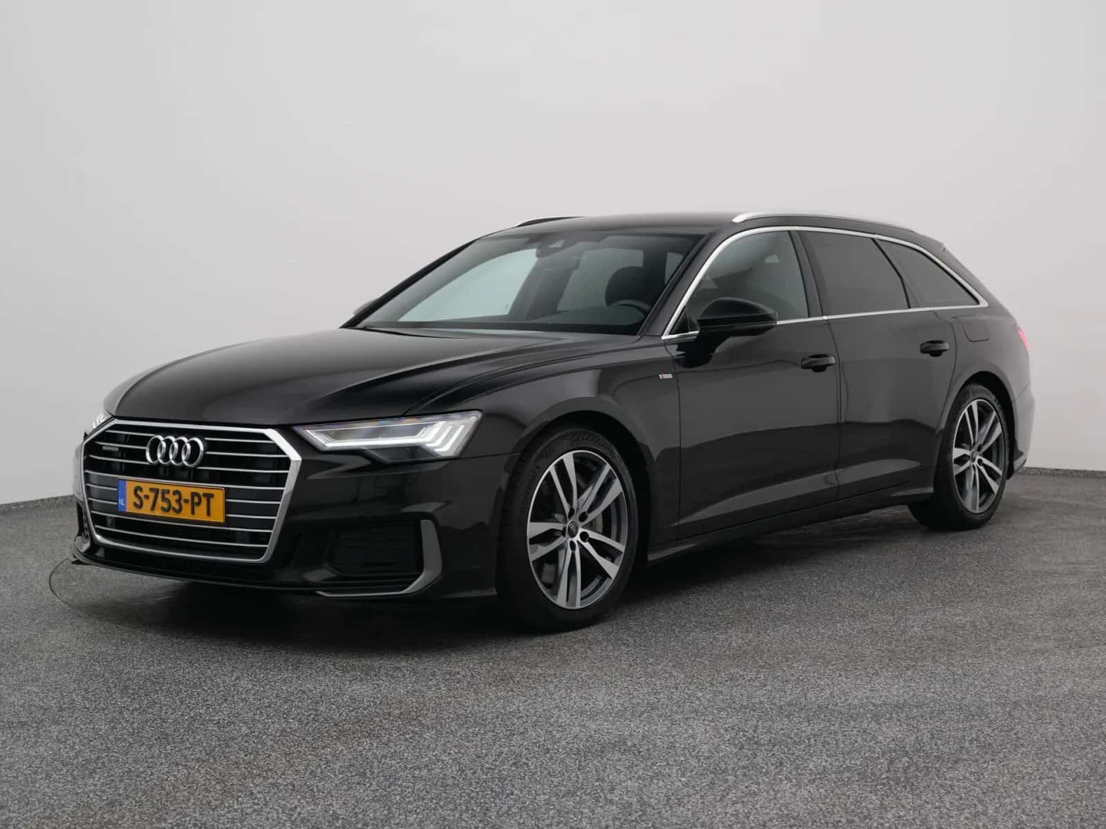 Audi A6 (2023) — foto 1