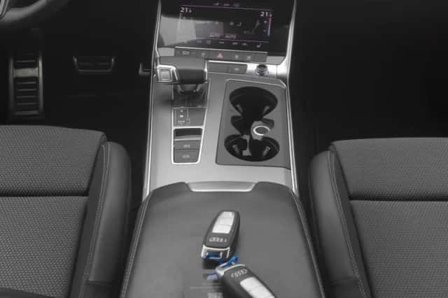 Audi A6 (2023) thumbnail 12