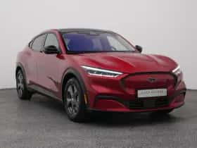 Ford Mustang (2023) thumbnail 2