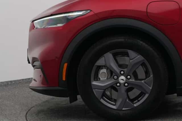 Ford Mustang (2023) thumbnail 22