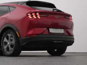 Ford Mustang (2023) thumbnail 23