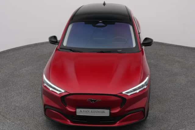 Ford Mustang (2023) thumbnail 27