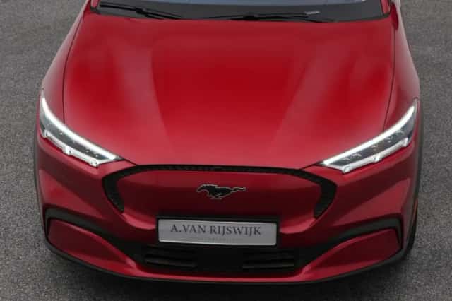 Ford Mustang (2023) thumbnail 31