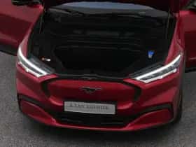 Ford Mustang (2023) thumbnail 32