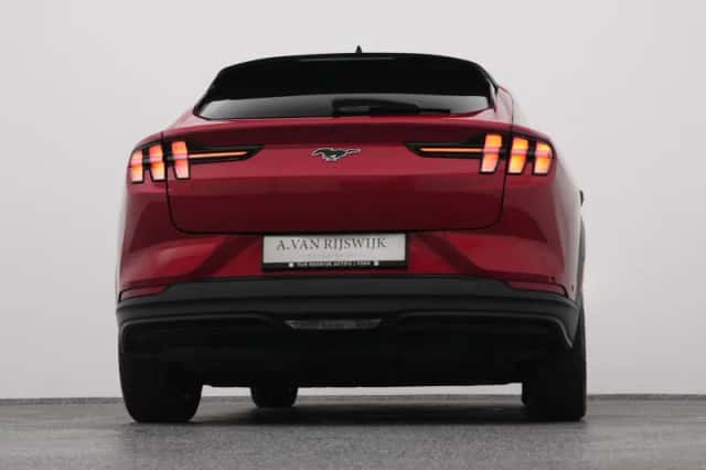 Ford Mustang (2023) thumbnail 37