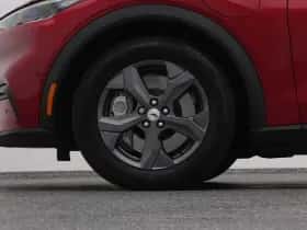 Ford Mustang (2023) thumbnail 40