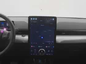Ford Mustang (2023) thumbnail 9