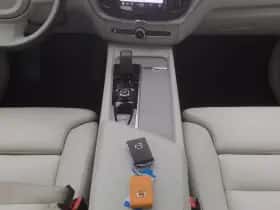 Volvo XC60 (2023) thumbnail 12