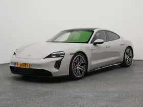 Porsche Taycan (2021)