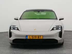 Porsche Taycan (2021) thumbnail 12