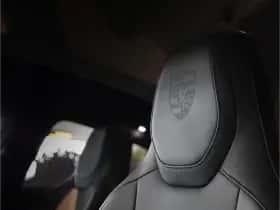 Porsche Taycan (2021) thumbnail 15