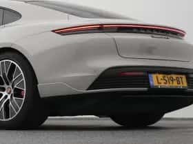 Porsche Taycan (2021) thumbnail 29