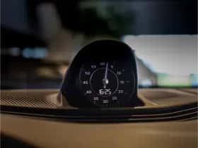 Porsche Taycan (2021) thumbnail 32
