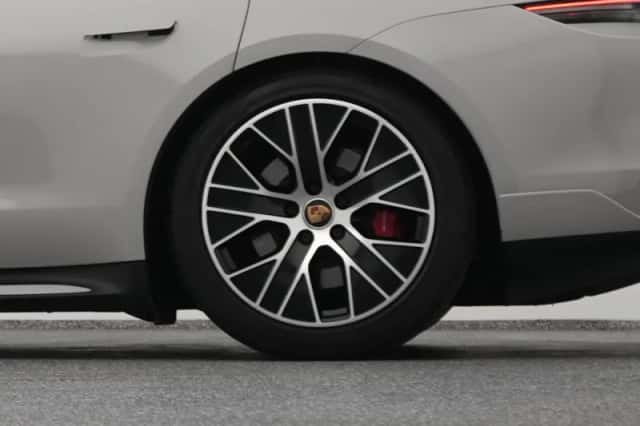 Porsche Taycan (2021) thumbnail 49