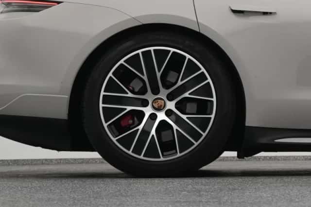 Porsche Taycan (2021) thumbnail 50