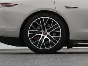 Porsche Taycan (2021) thumbnail 50