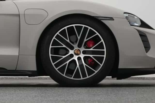 Porsche Taycan (2021) thumbnail 51