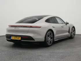 Porsche Taycan (2021) thumbnail 8
