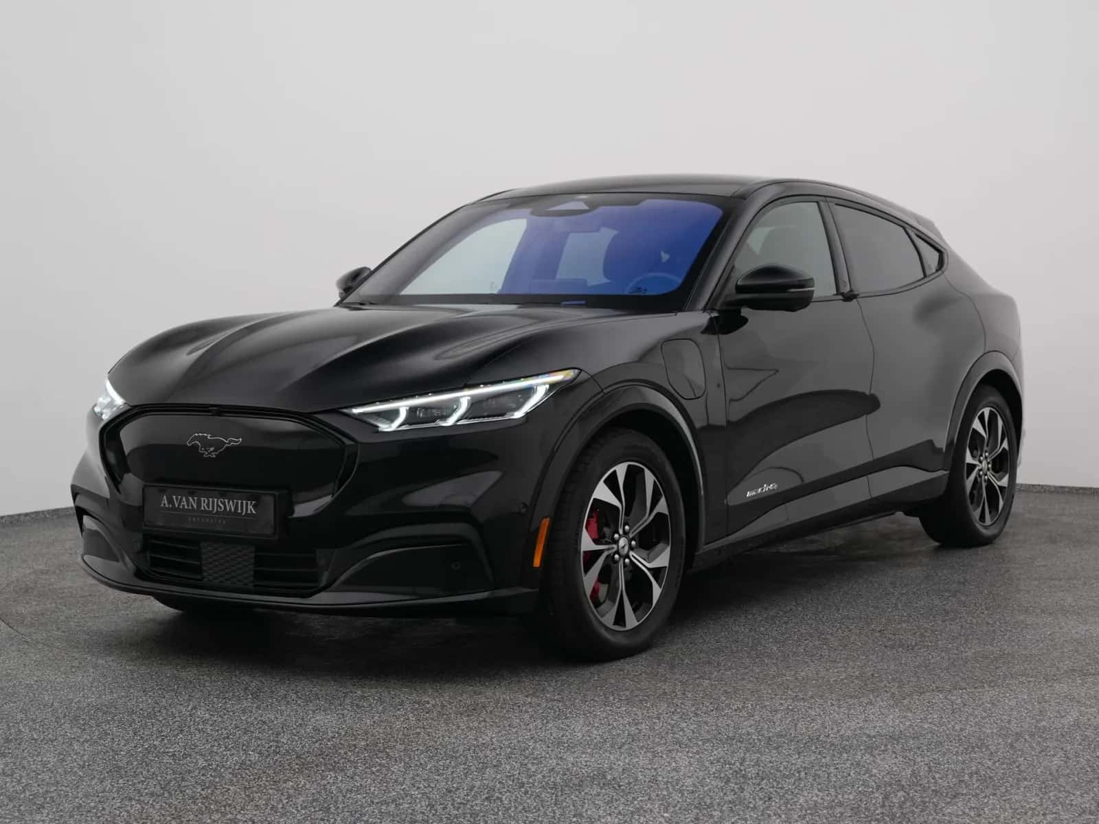 Ford Mustang (2024) — foto 1