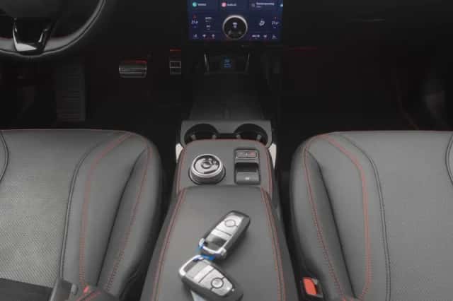 Ford Mustang (2024) thumbnail 13