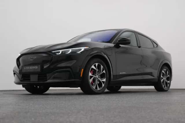 Ford Mustang (2024) thumbnail 16