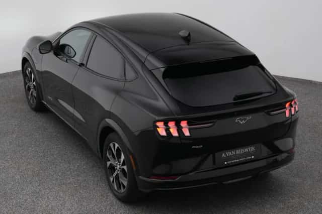 Ford Mustang (2024) thumbnail 26